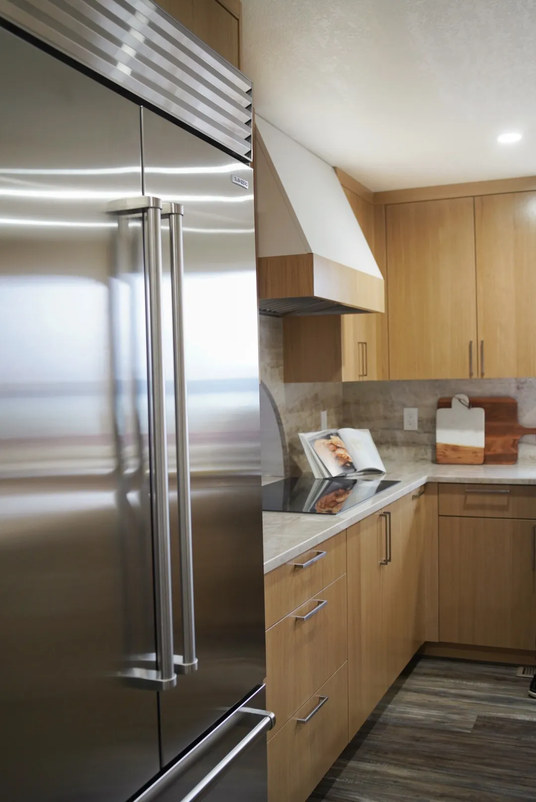 Federal Way, WA — Kitchen + Guest Bath Remodel project image