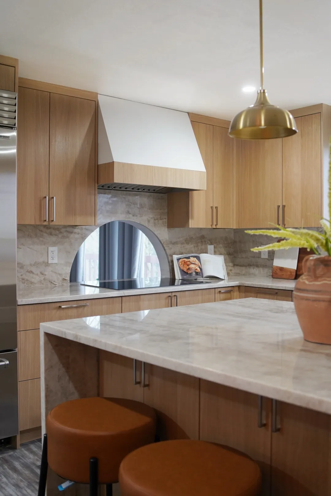 Federal Way, WA — Kitchen + Guest Bath Remodel project image