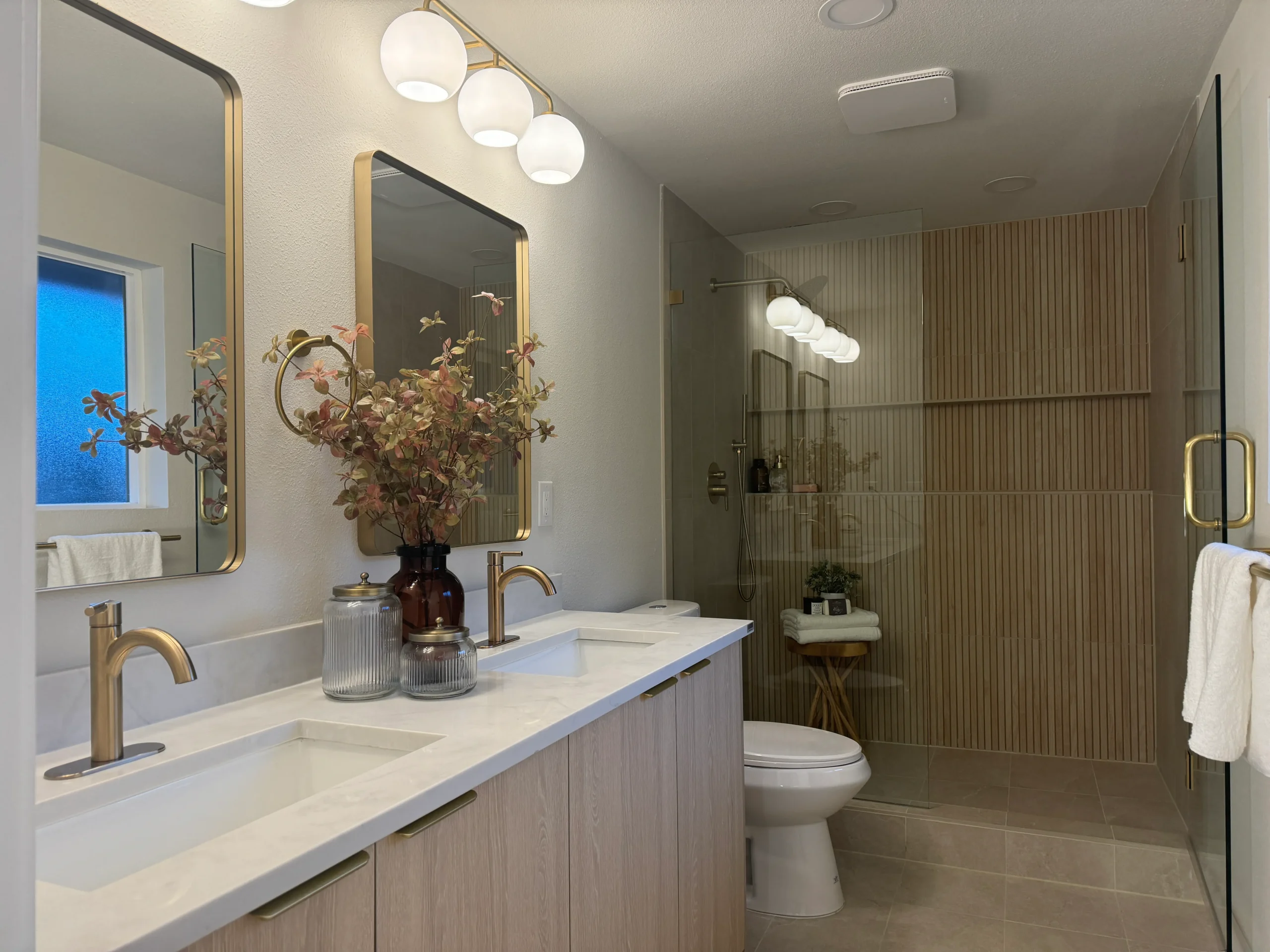 Alki, Seattle, WA — Bathroom Remodel by Pacent Design X Build